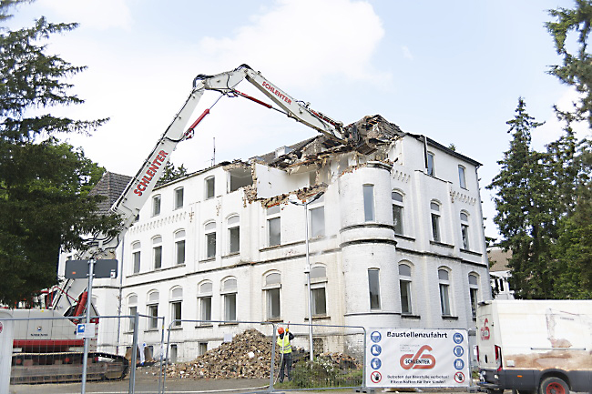 Sanatorium L&uuml;tticher Stra&szlig;e Abbruch